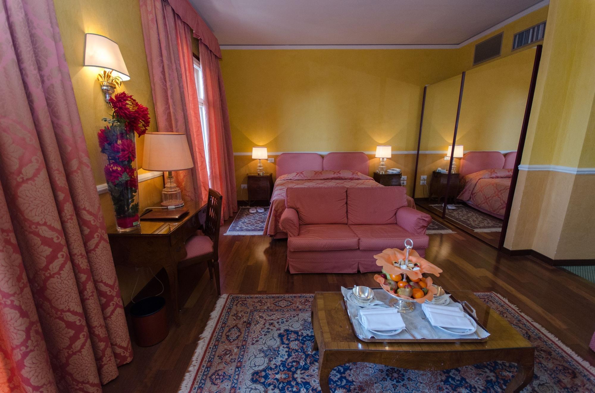 Grand Hotel Tamerici & Principe มอนเตกาตินี แตร์เม ภายนอก รูปภาพ