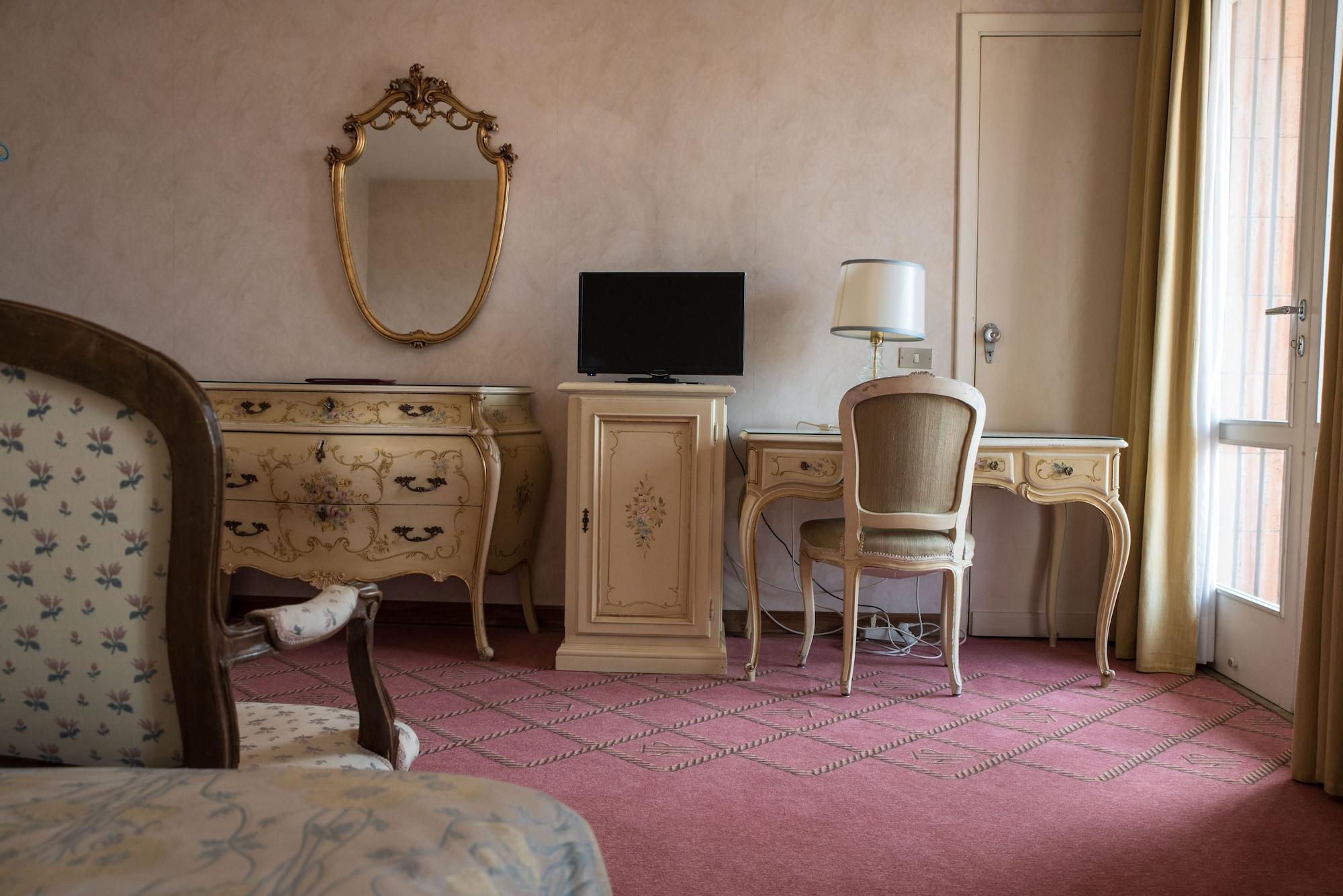 Grand Hotel Tamerici & Principe มอนเตกาตินี แตร์เม ภายนอก รูปภาพ