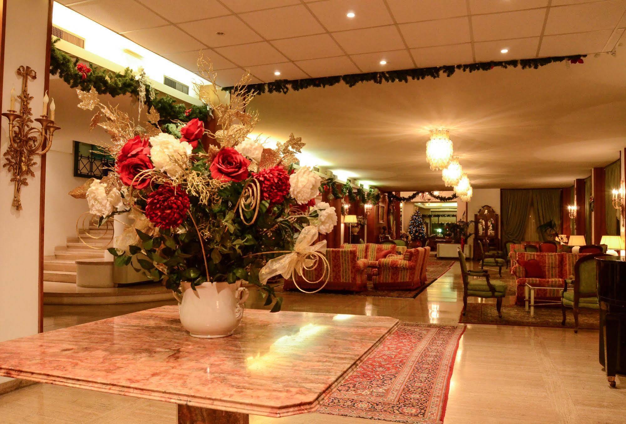 Grand Hotel Tamerici & Principe มอนเตกาตินี แตร์เม ภายนอก รูปภาพ