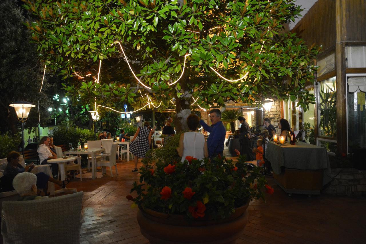 Grand Hotel Tamerici & Principe มอนเตกาตินี แตร์เม ภายนอก รูปภาพ